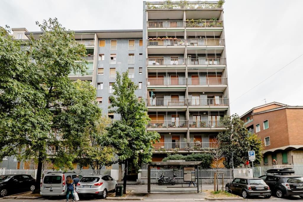 Luxury 1 Bedroom Apartment, Close To San Siro, Fiera And 10 Min Metro To Duomo 밀라노 외부 사진